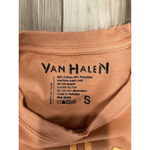 Van Halen Live 1982 Oversized Distressed Tshirt Size S - Picture 7 of 9
